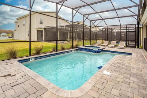 Private Pool and Spa Home at Storey Lake Resort Casa in Kissimmee