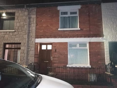 Máire Toiréasa – cosy refurbished property in the Gaeltacht Quarter House in Belfast