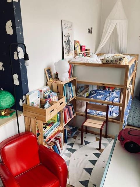 Paris : Appartement familial avec parking privé Wohnung in Clichy