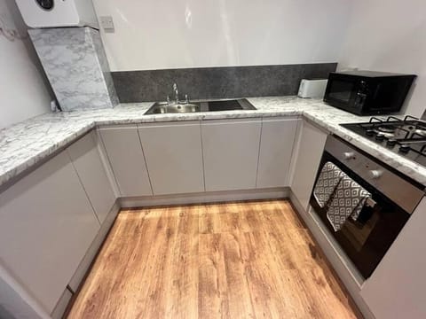 Spacious 1-Bed Apt in Stretford Apartment in Stretford