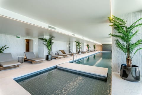 Sauna, Spa and wellness centre/facilities, Pool view, Swimming pool, sunbed