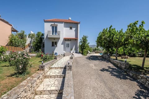 villa Nefeli Villa in Crete