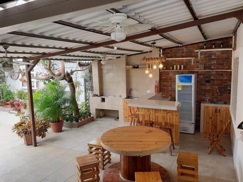 Casa al pie de la playa con Aire acondicionado y BBQ Haus in Playas