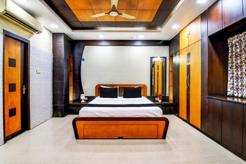 OYO The Luxury Palace Hotel in Bhubaneswar