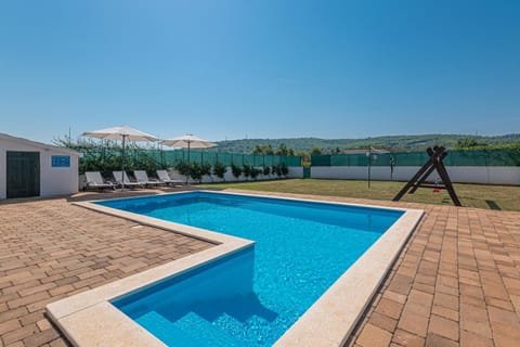 Villa Grgur Condo in Šibenik