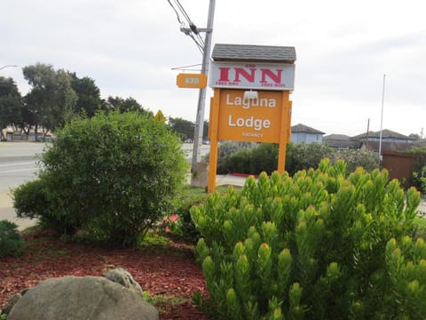Laguna Lodge Motel in Marina