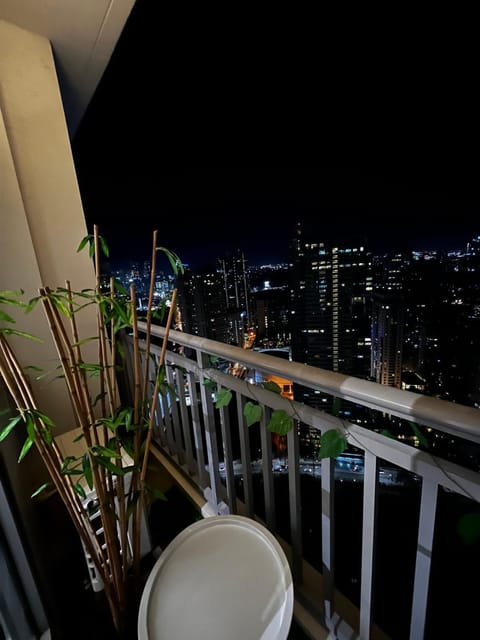 Prime Posh Downtown Condo Appartement-Hotel in Mandaluyong