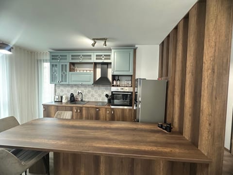 Coffee/tea facilities, Kitchen or kitchenette, Dining area, minibar, pet friendly, stove, toaster