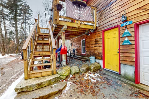 Sugarloaf Valley Escape House in Carrabassett Valley