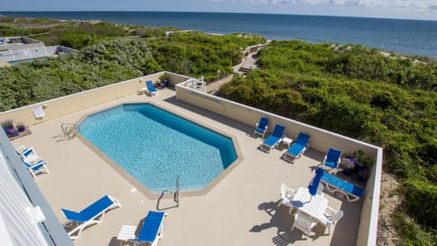 PI139, Pine Haven-Oceanfront, Ocean views, beach access, Pool Haus in Corolla