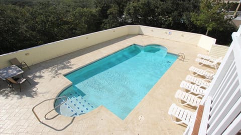PI145, Four Seasons- Semi-Oceanfront, Pool, Hot Tub, Close to beach! House in Corolla