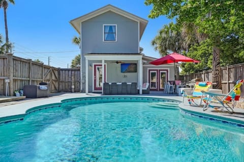All Yours - Heated Pool - Firepit - BBQ Casa in Jacksonville Beach