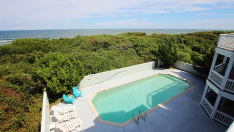 PI198, Key Largo- Oceanfront, Pool, Ocean Views, Rec Rm House in Corolla