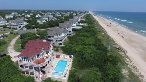 PI52, Coco Palms- Oceanfront, Ocean views, Rec Rm, Private Pool, Hot Tub House in Corolla