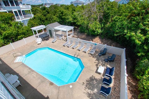 PI62, Jewel of the Isle- Oceanside, 8 BRs, Private Pool, Hot Tub, Close to Beach Access House in Corolla