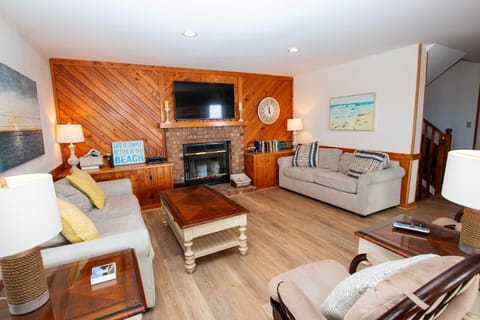 PT1402, Keene ll-Soundfront, Sound Views, Dogs Welcome, Kayak! Casa in Port Trinitie