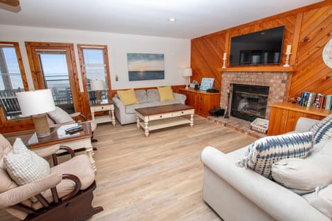 PT1402, Keene ll-Soundfront, Sound Views, Dogs Welcome, Kayak! Maison in Port Trinitie