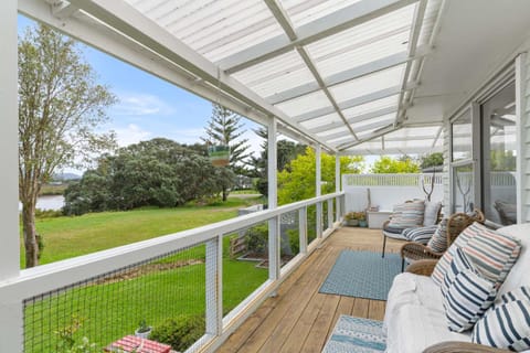 Estuary View - Mangawhai Holiday Home House in Auckland Region
