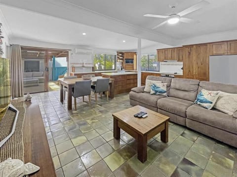 Oasis Coastal Stay House in Wollongong