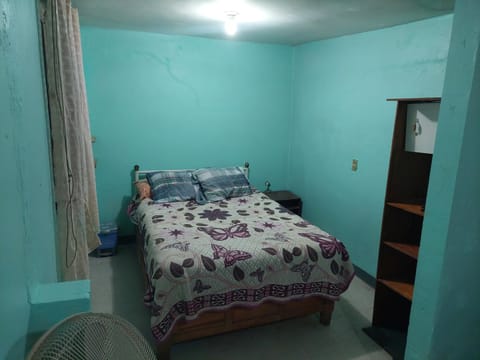 Casa compartida, habitacion privada para 4 adultos 1 niño Urlaubsunterkunft in Mexico City