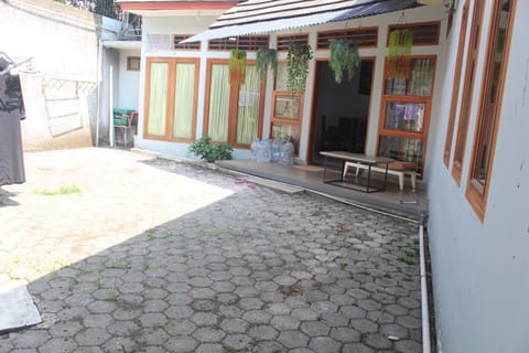 Homestay Bougenville Antapani Syariah Villa in Bandung