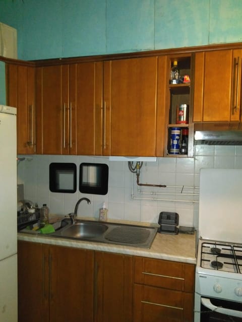 Room in House - 2 floors 2 bedrooms near Central Station Bed and Breakfast in Antwerp