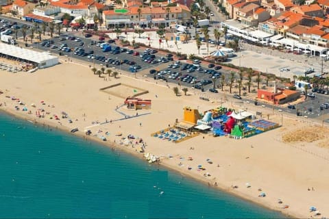 Beach, City view, Location