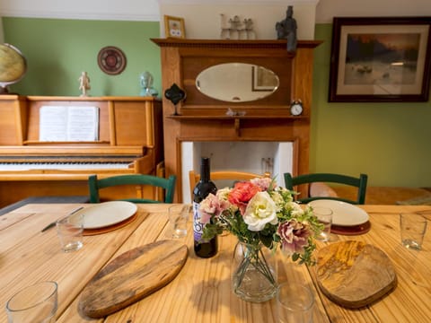 Other, Dining area