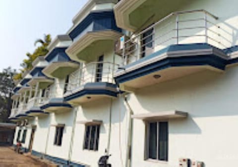 Property building, Day, View (from property/room), Balcony/Terrace