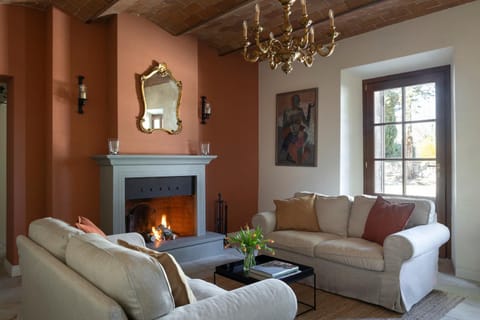 Living room, Facility for disabled guests, fireplace, fireplace