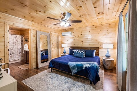 Brand New Luxury Cabin-Private Appalachian Retreat Maison in Pittman Center