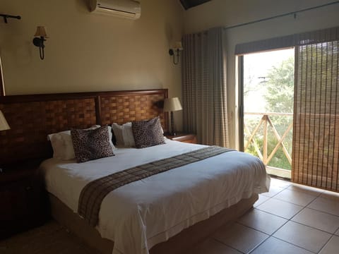 Zebula Golf and Wildlife Estate - Open Plains Pax 10 - Moi Signature Luxury villa Villa in North West, South Africa