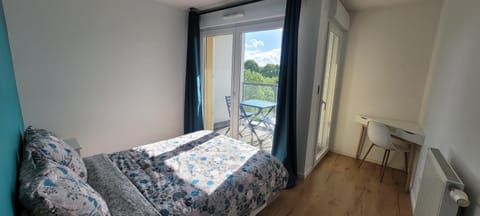 Cozy apartment at Paris doors with free car-park Apartment in Saint-Denis, France