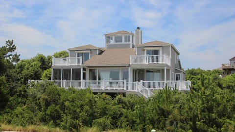 SEA6, Morningstar- Oceanside, Priv Pool, poolside grilling, sun decks House in Duck