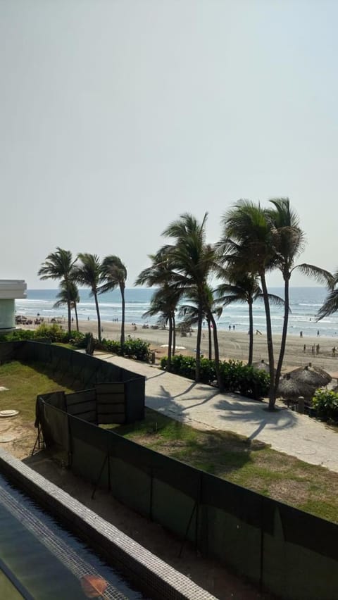 Mayan Vidanta PLAYA departamento REMODELADO 2 y 3 recámaras Eigentumswohnung in Acapulco