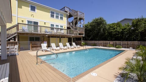 SS8, Group Therapy- Oceanside, Pool with Poolside Bar, Rec Room, Hot Tub, Sun Decks House in Southern Shores