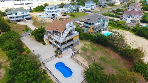 WC803, Believing is Sea-ing- Oceanside, Pool, Poolside Bar, Sun Decks House in Corolla