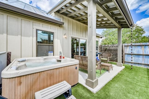 Hot Tub, Balcony/Terrace