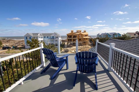 WL1092, Maritime- Semi-Oceanfront, Rec Room, Private Pool, Ocean Views House in Corolla