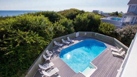 WL945, Sweet Dreams- Oceanfront, Pool, Priv Beach Access, Rec Rm House in Corolla