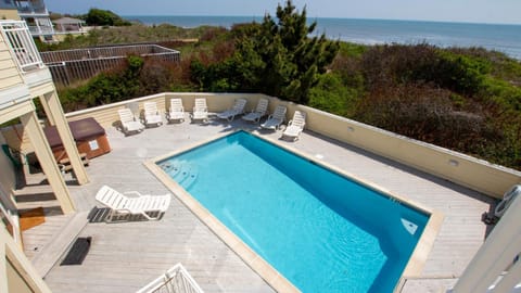 WL925, Iselin- Oceanfront, Private Pool, Close to Beach Access, Ocean Views, Pool Table Haus in Corolla