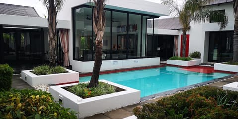 21 Kingfisher Guesthouse Bed and Breakfast in Sandton