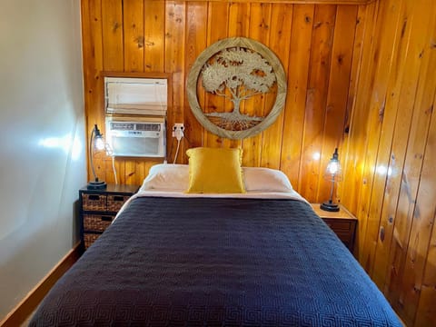 Cabin 8 at Horse Creek Resort Posada in West Pennington