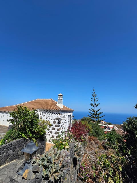 Corral de Payo Casita Blanca House in La Palma