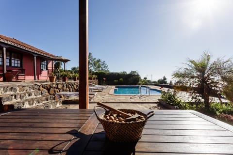 Balcony/Terrace, Swimming pool