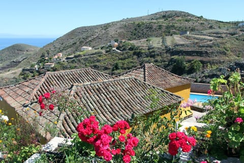 Day, Natural landscape, Mountain view, Sea view, Swimming pool