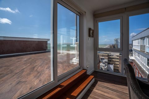 View (from property/room), Balcony/Terrace, Sea view