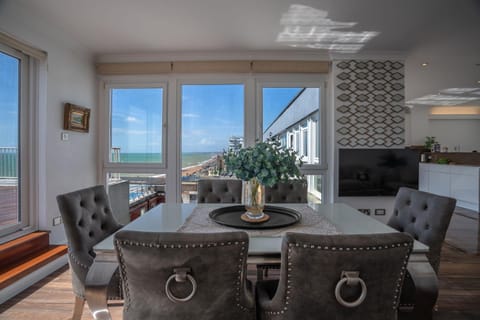 Dining area, Sea view, Sea view