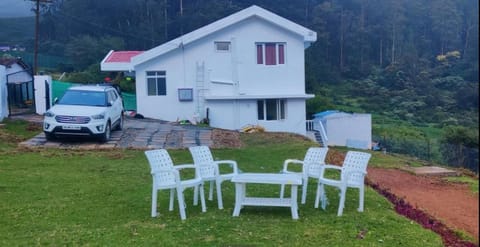 Cliff Cove Villa in Ooty