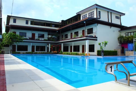 Property building, Swimming pool